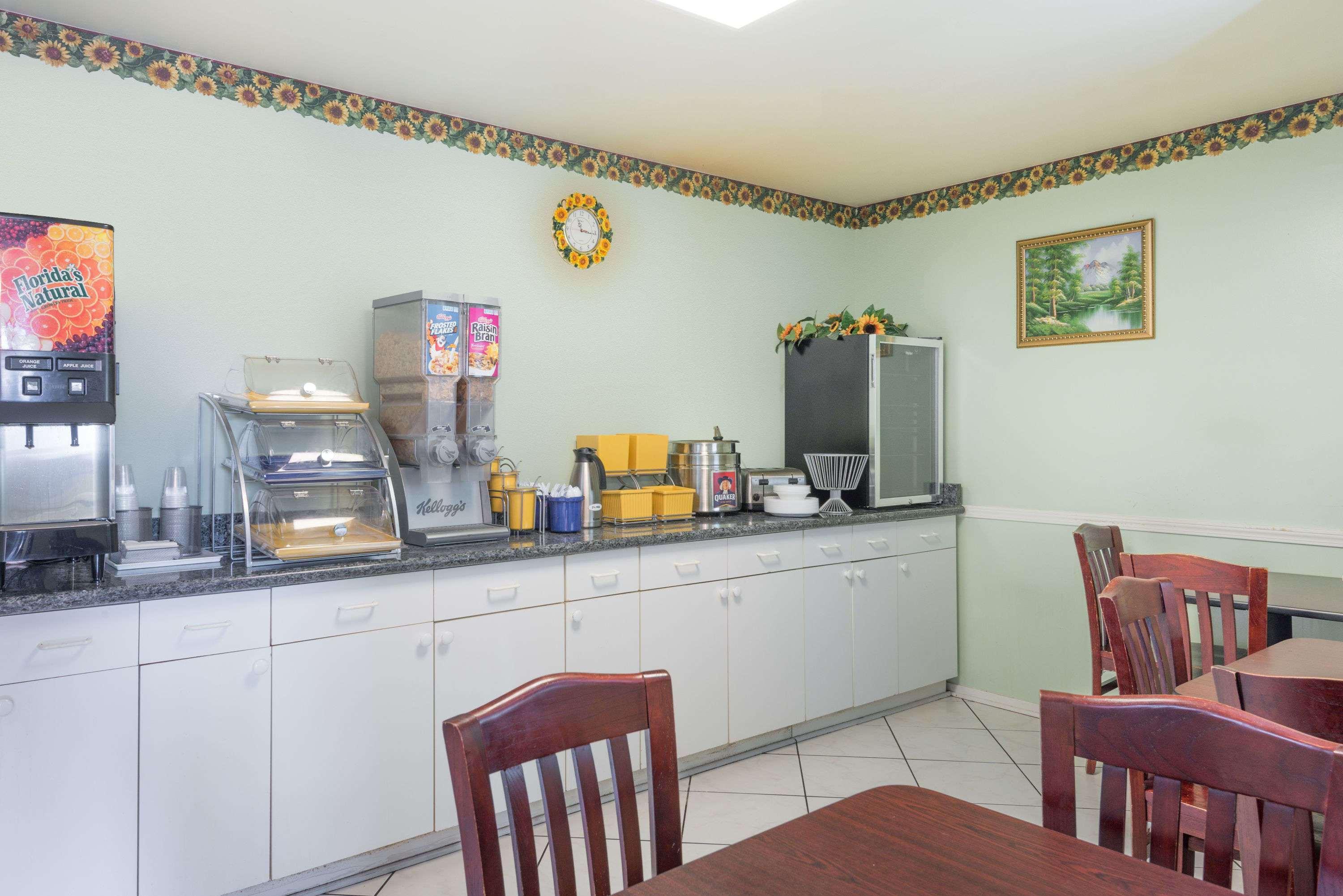 Days Inn By Wyndham San Marcos Luaran gambar