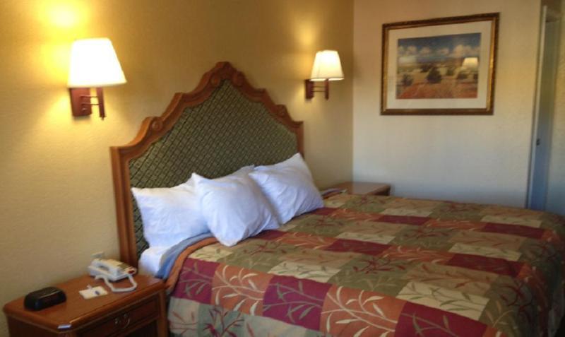 Days Inn By Wyndham San Marcos Luaran gambar